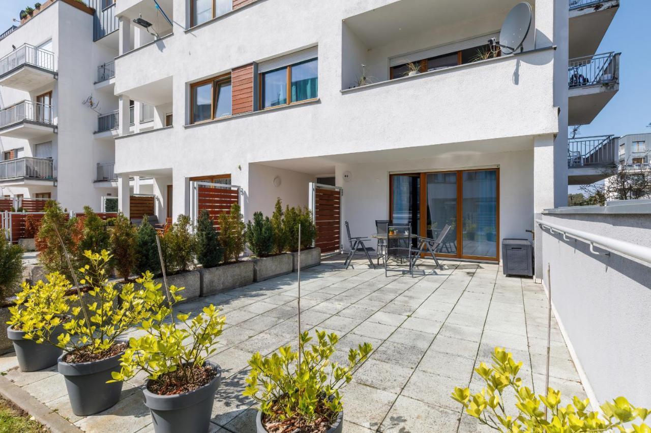 Family Apartment Magic & Sea With Terrace By Noclegi Renters シフィノウイシチェ エクステリア 写真