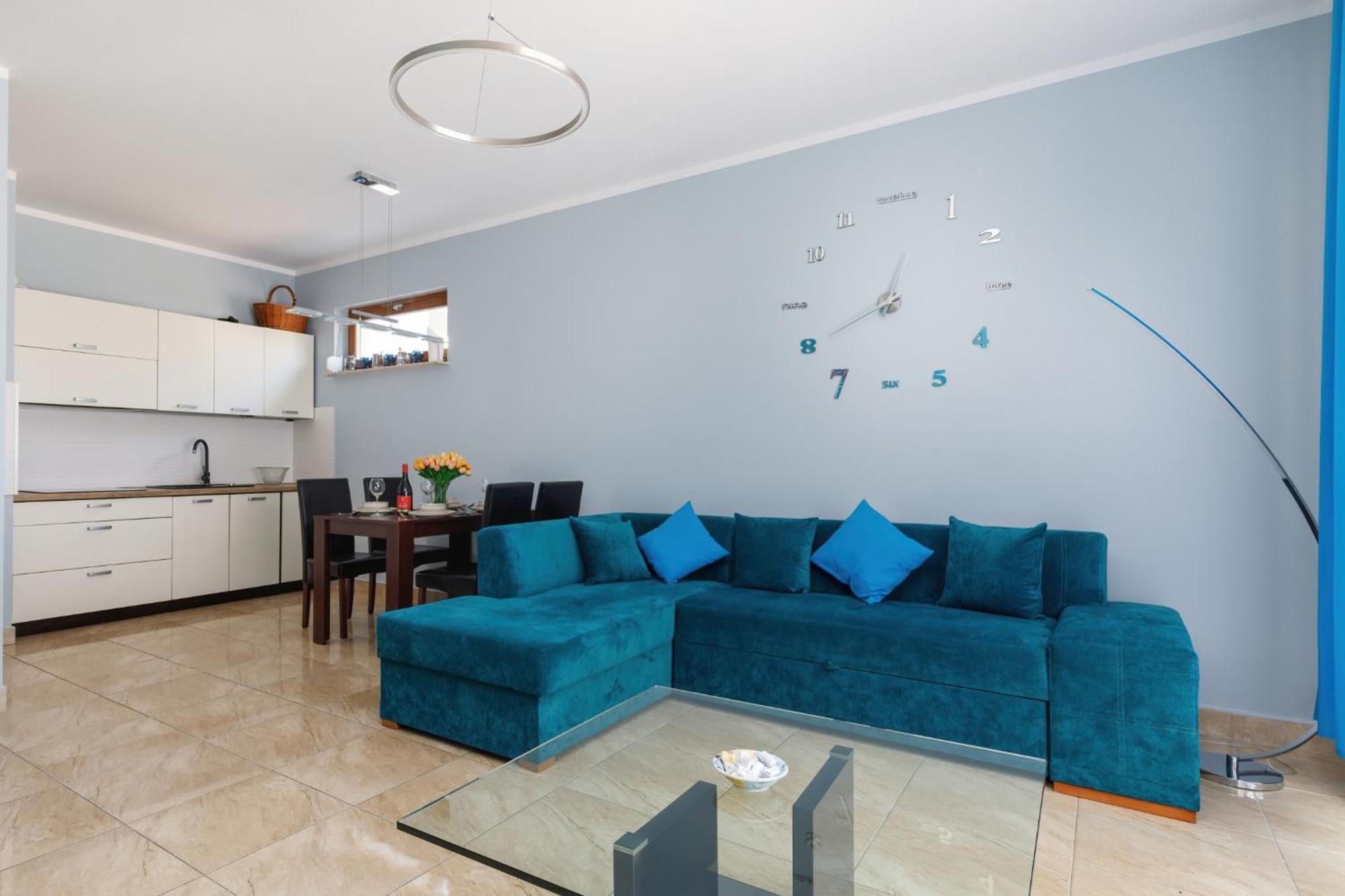 Family Apartment Magic & Sea With Terrace By Noclegi Renters シフィノウイシチェ エクステリア 写真